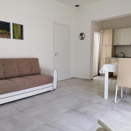 Ferienwohnung Doppiobi Torre Lapillo Exterior foto